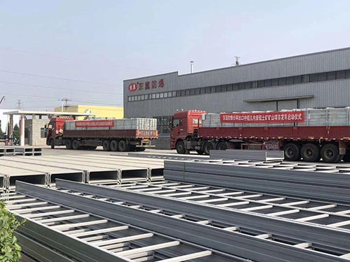 高分子防腐復合型電纜橋架